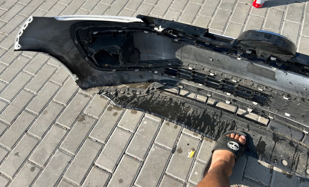 фото №8, Vw up lift 17- бампер передній kompletny решітка радіатора