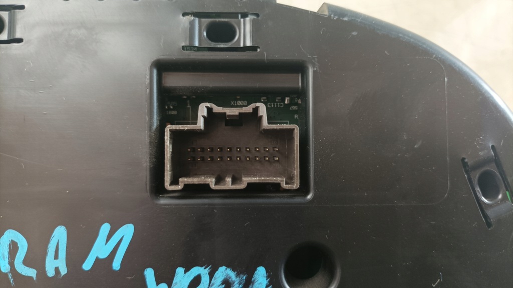 фото №9, Dodge ram 09- счетчик приборы usa p68340665ab