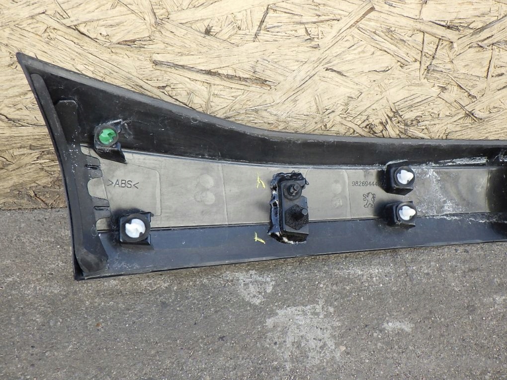 фото №7, Peugeot 208 ii 2019- накладка крышки молдинг