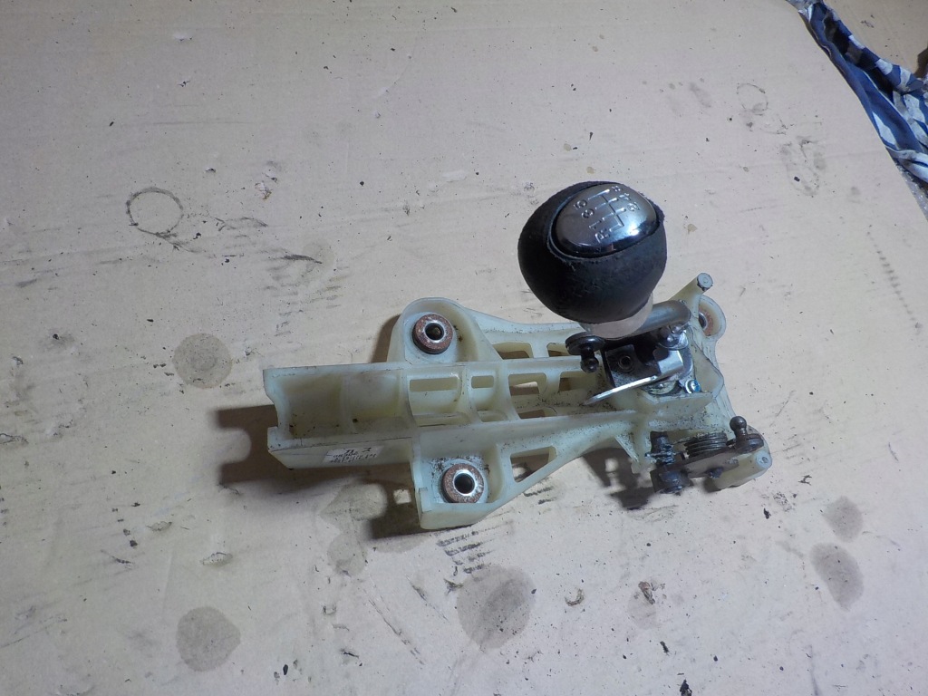 фото №2, Mazda 6 2.0 ручка перемикання передач