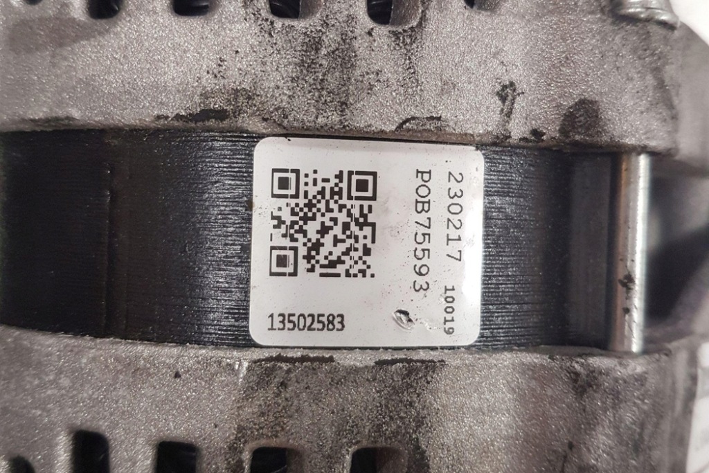 Генератор opel astra j sports tourer lra03357 2.0l дизель 2013 Недорого