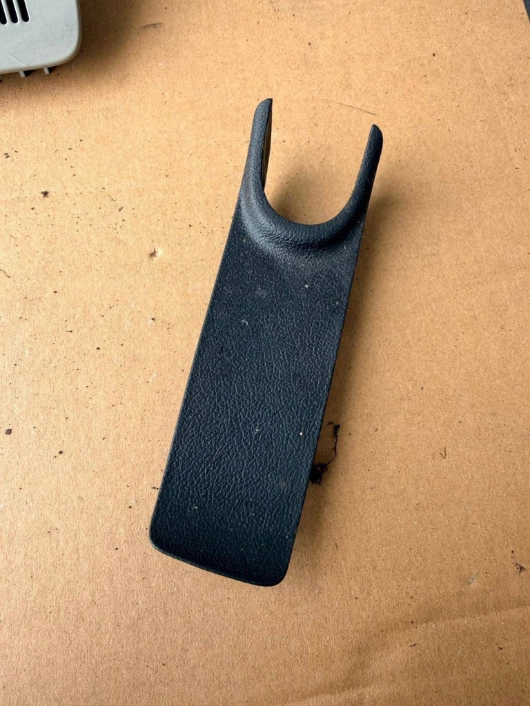 фото №1, Audi a3 s3 8p 2008 запчасти салона автомобиля