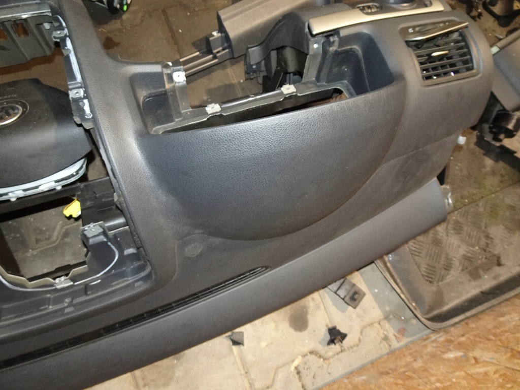 фото №8, Vw golf v kombi приборная панель приборная, ремни, подушки безопасности