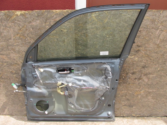 фото №8, Suzuki grand vitara ii 5d дверь правый перед с стекло lak. zy4