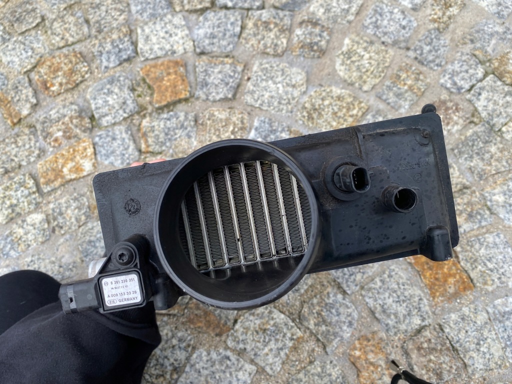 Mercedes 205 213 276 радіатор інтеркулер 2760900214 оригінал Ціна