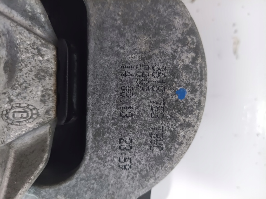 Подушка двигуна підшипниковий вузол fiat 500l 1,4 2013-2018 Недорого