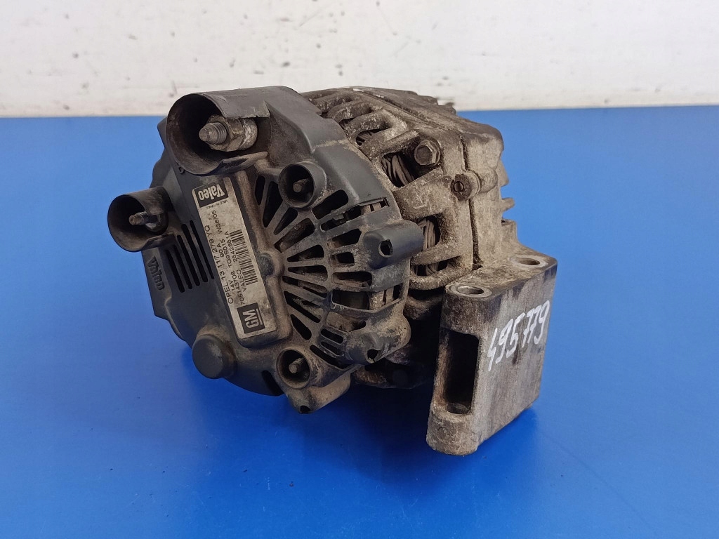 Opel corsa c рестайлінг  1.3cdti генератор 13117279yq valeo 2542851a 90a test Оригінал