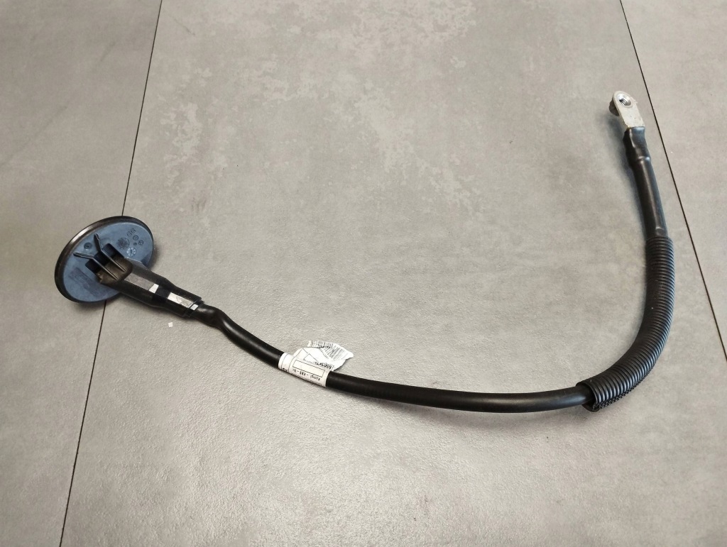 фото №1, Mercedes-benz glc x253 шланг аккумулятор a2055408012