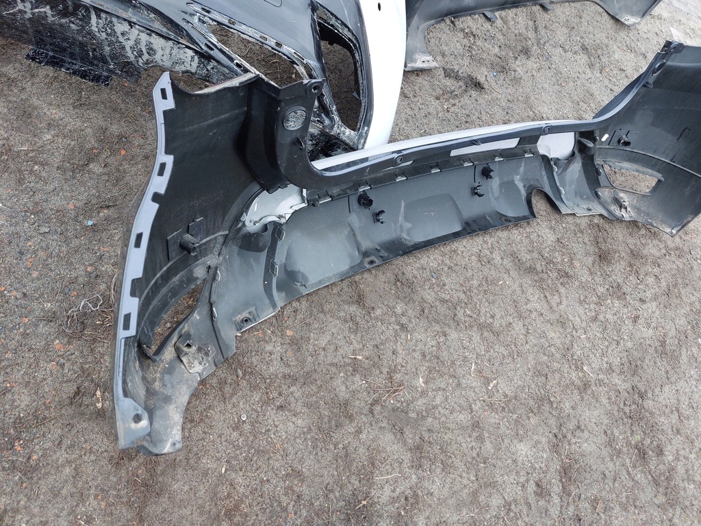 фото №7, Бампер задняя задний dacia duster ii 17- na 4 pdc