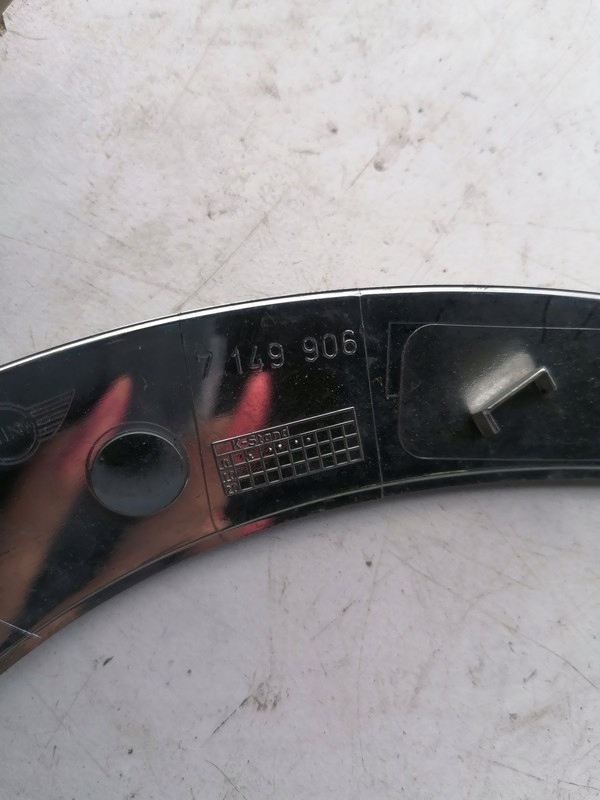 фото №2, Mini cooper r56 рамка лампы перед 7149906