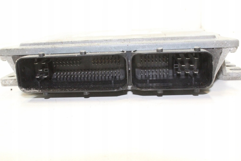 фото №1, Бортовий комп'ютер двигуна mini cooper r50, r53 7557395 1.4l бензиновий 55kw 2003