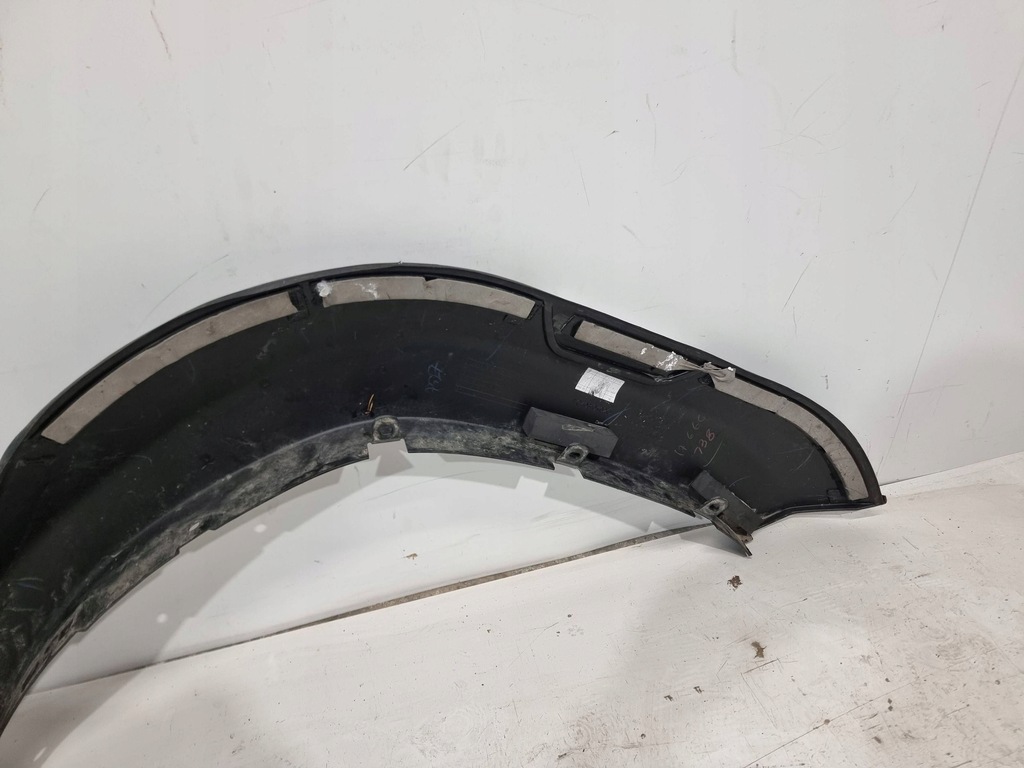 фото №8, Накладка крыла левый перед toyota hilux viii 8