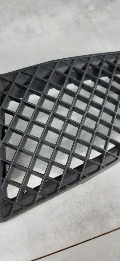 фото №8, Bmw 1 e87 решітка радіатора решітка радіатора бампера 51117118161