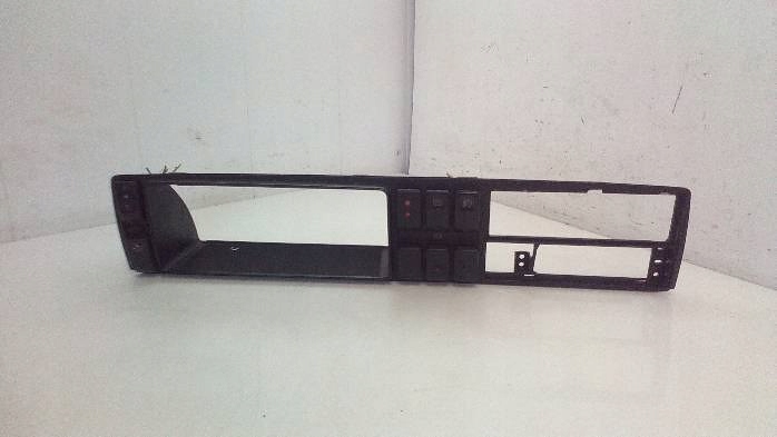 фото №10, Панель переключателей рамка vw golf ii 191857243a