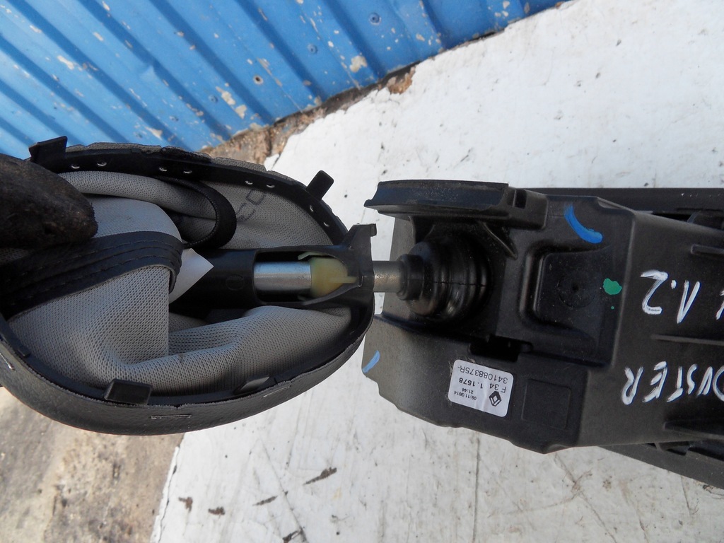 фото №13, Dacia duster i 13-17 lift 1.2 tce 125 выборщик ручка тросы переключения передач