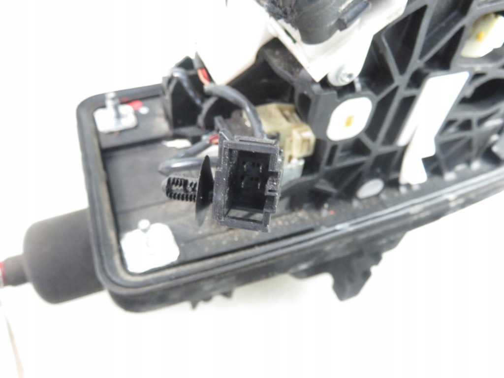 фото №8, Домкрат audi a6 c6 3.2 fsi 4f1713041m