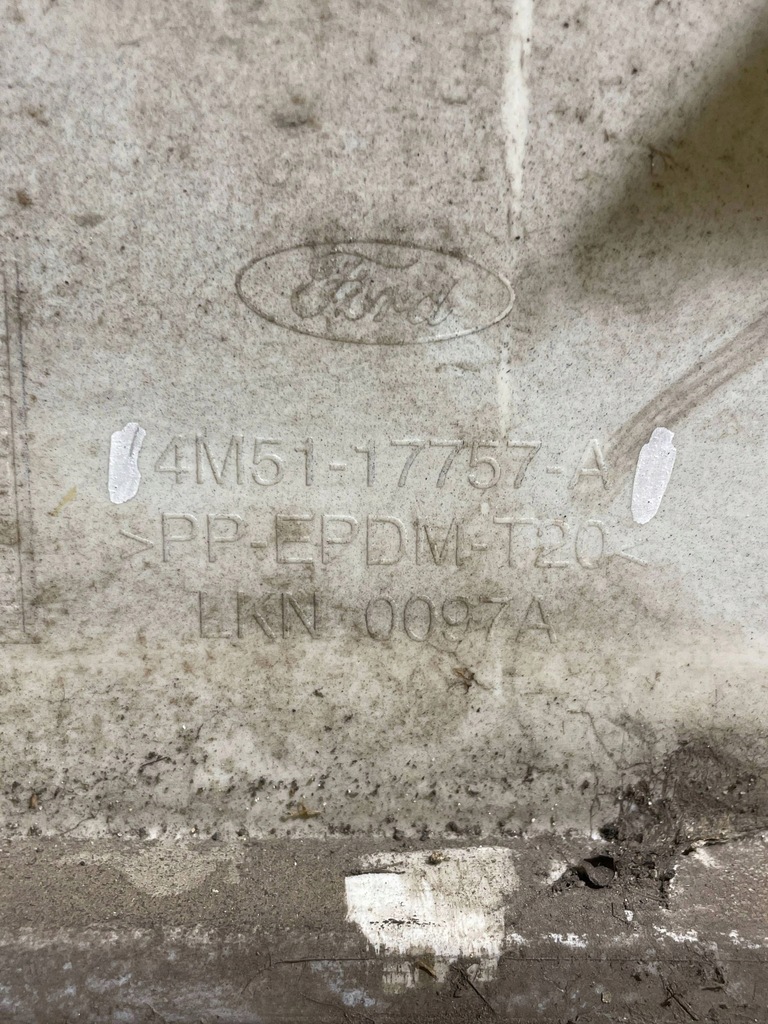 фото №10, Ford focus бампер передний