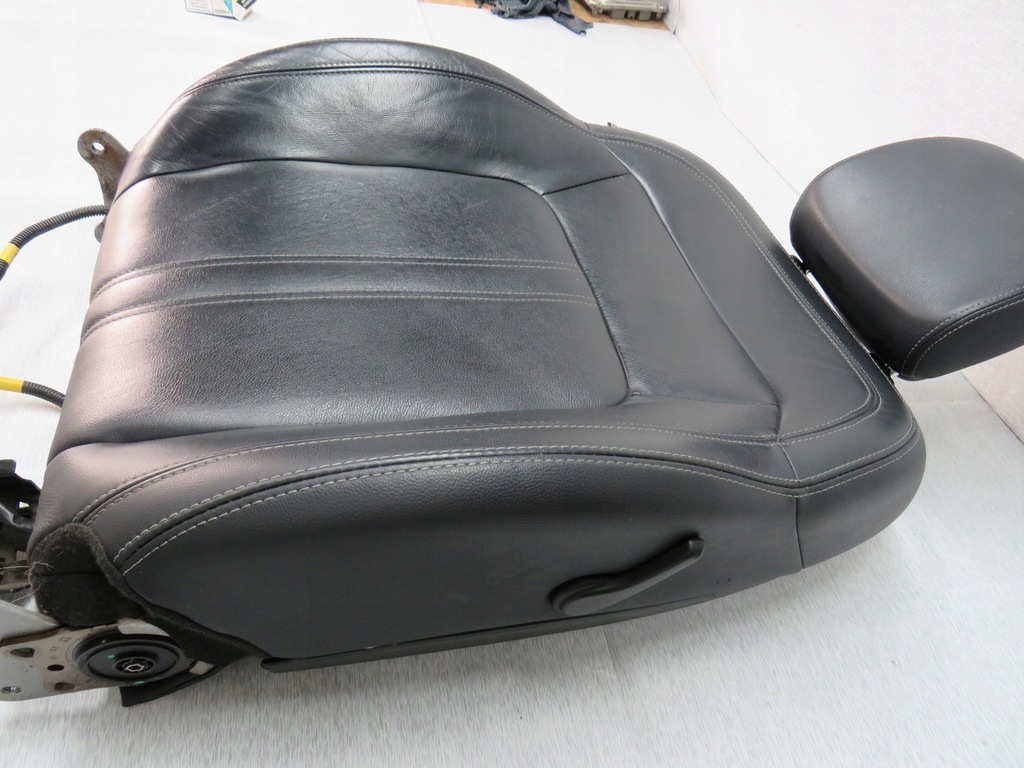 фото №8, Kia sportage iii спинка сидіння праве підголівник шкіра подушка