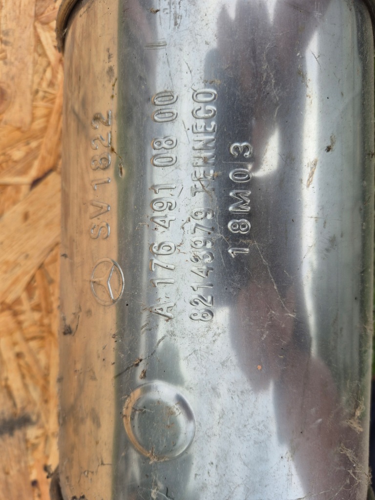 Гасник передній mercedes w176. в Україні