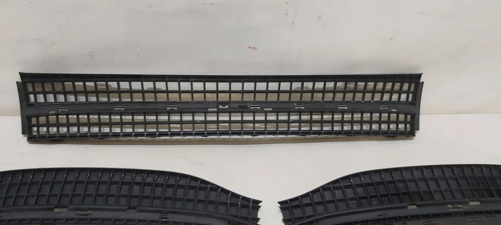 фото №1, Решітка бампера середня mercedes s-klasa w222 lift a2228851400