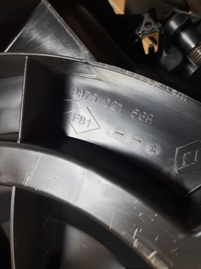 фото №5, Scenic iv 1.2 tce вкладыш кронштейн колеса запасного набор ремонтный