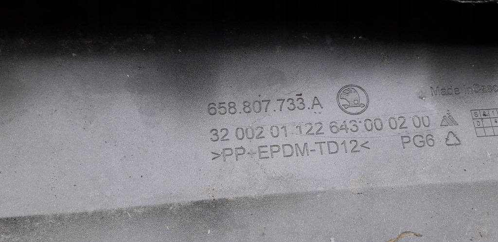 фото №12, Спойлер молдинг бампера перед czarna skoda kamiq 19- 658807733a