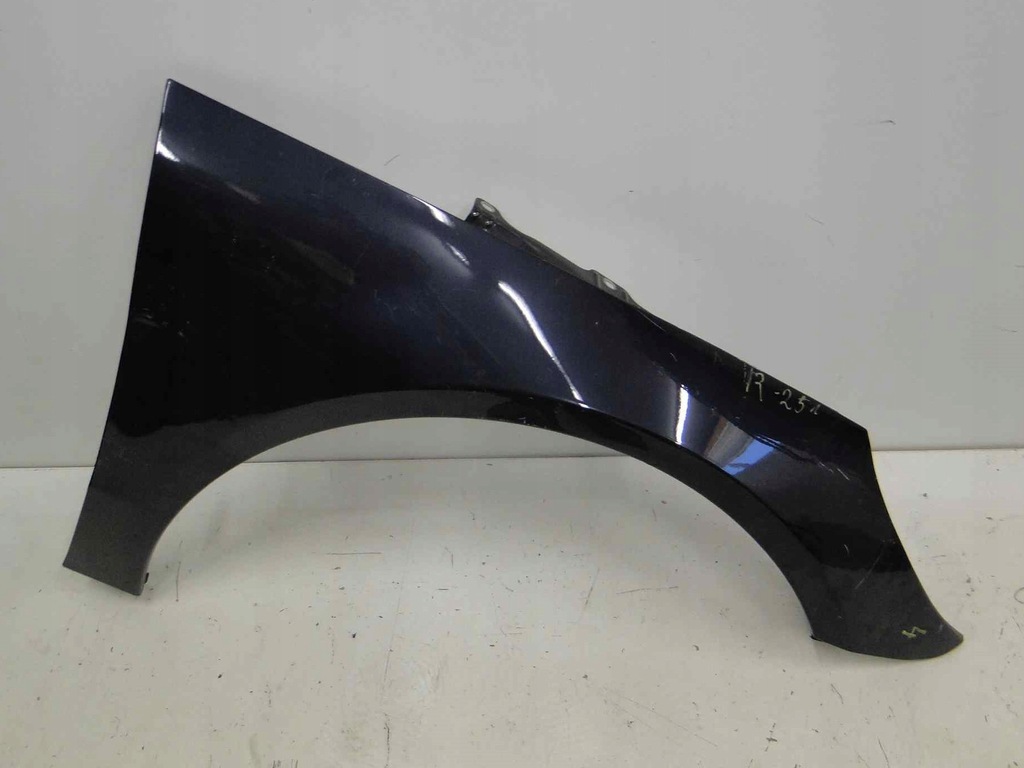фото №6, Mercedes r klasa w251 251 крыло передний правый