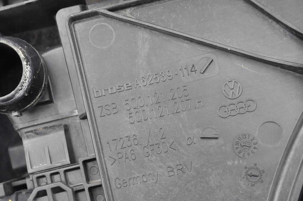 фото №14, Skoda octavia iii pas передній комплект 5q0121251eb 5q0121205