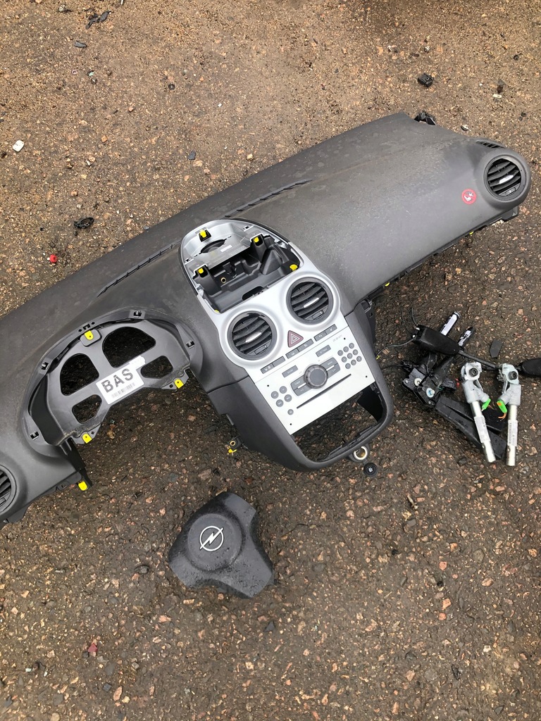 фото №1, Corsa d консоль подушки безопасности подушка безопасности натяжители оригинал