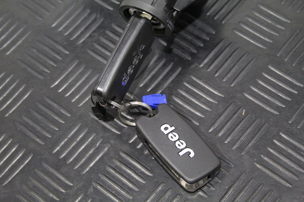 фото №3, Замок зажигания ключи колонка jeep renegade