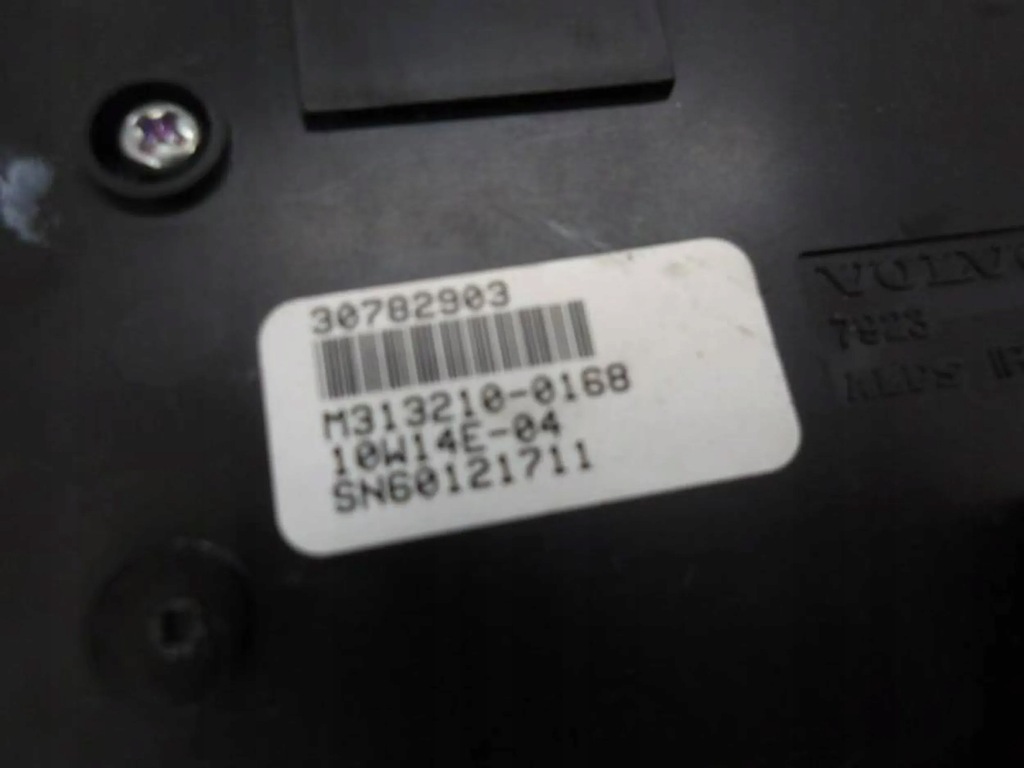 фото №3, Volvo xc60 панель кондиционера радио