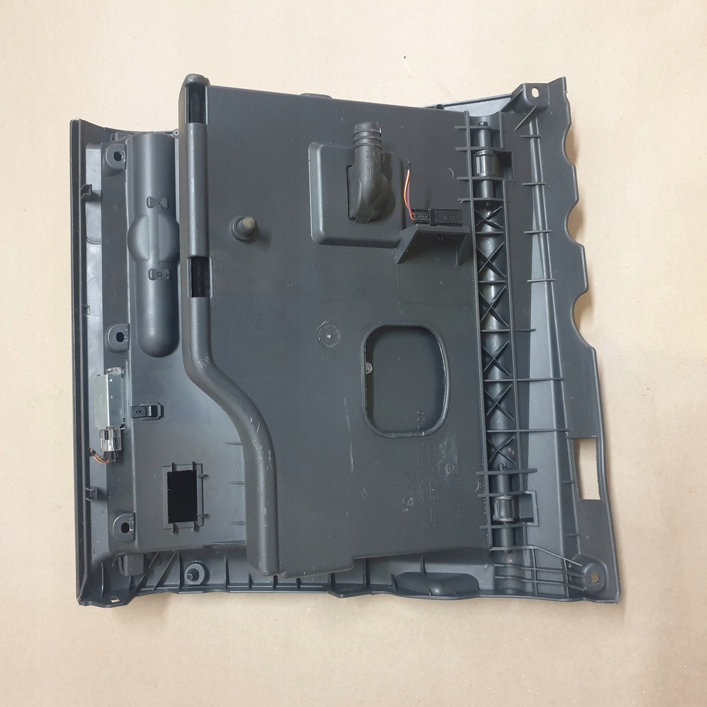 фото №7, Бардачок пасажира перед полиця vw golf v plus + eu