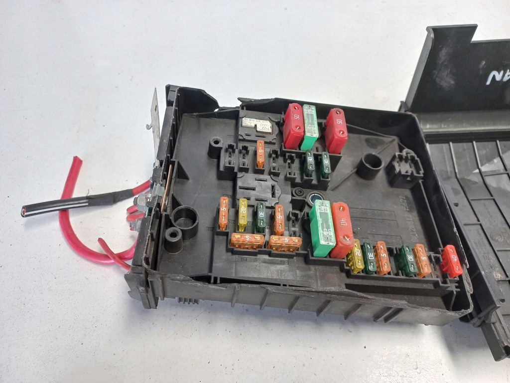 фото №7, Коробка запобіжників vw golf vii