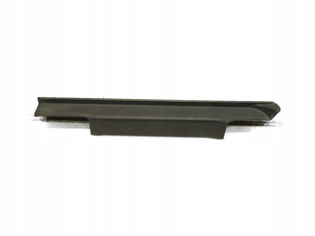 Купить Накладка  накладка порога  правый  задний mercedes r w251 a2516800235