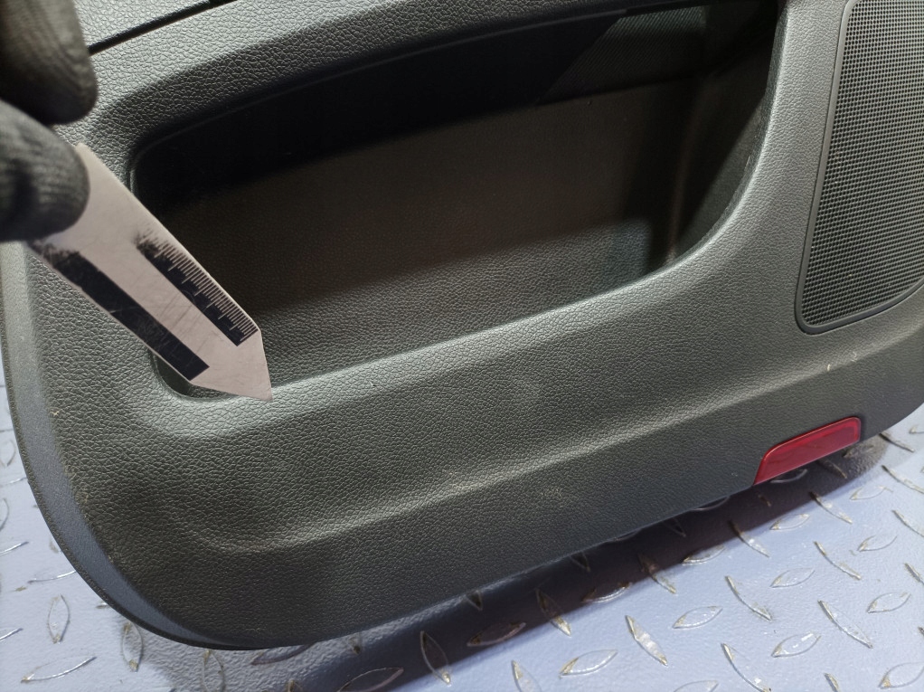 фото №6, Skoda superb ii kombi обшивка оббивка двері задня права 3t9867210bd