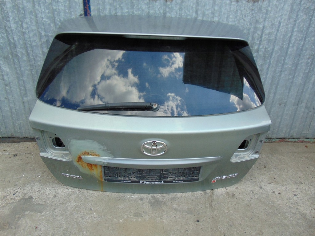фото №1, Кришка багажника багажника toyota avensis t27 kombi комплектна