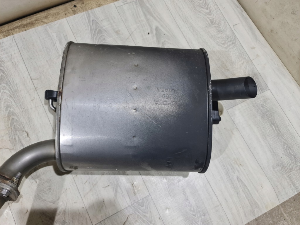 фото №3, Lexus es 300h гаситель конечный выхлоп