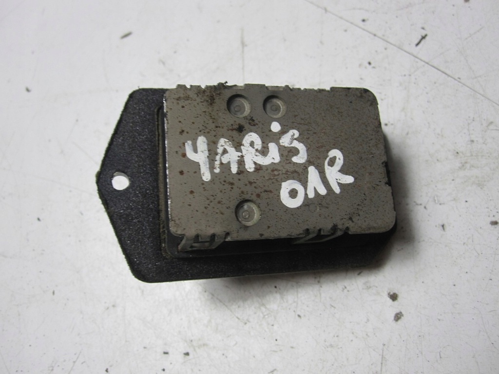 фото №1, Резистор вентилятор резистор toyota yaris 01r