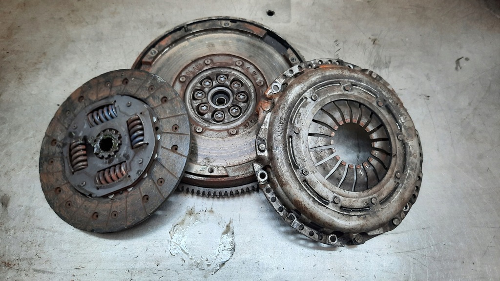 фото №1, Зчеплення маховик з двома масами sachs subaru legacy iv 2.0d