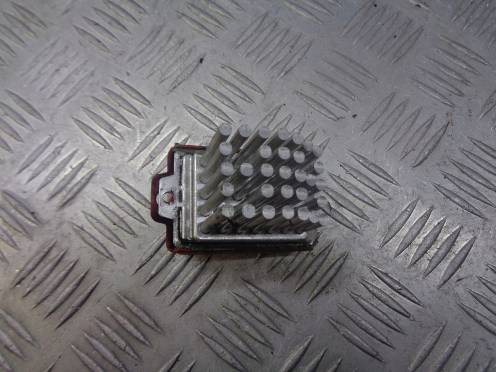 фото №1, Резистор резистор вентилятор seat toledo ii 1j0907521