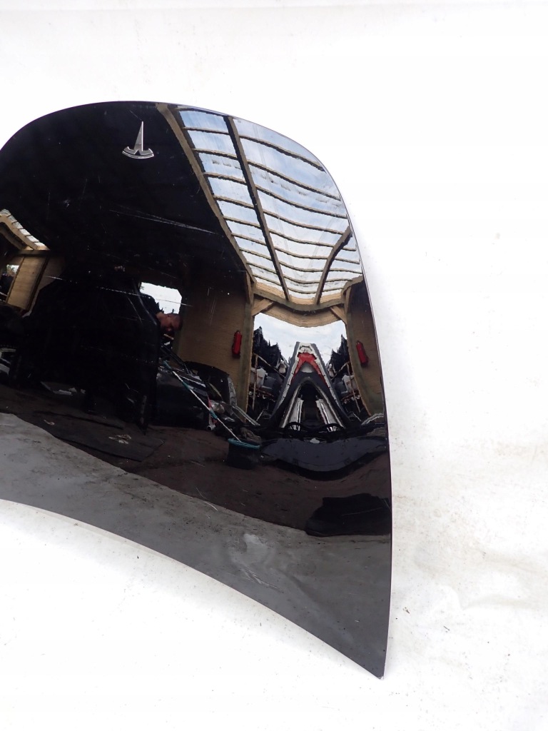 Tesla model y 20- капот кришка двигуна в Україні