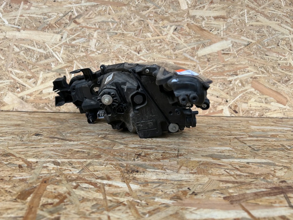 фото №8, Toyota corolla e210 e21 2020 лампы передние