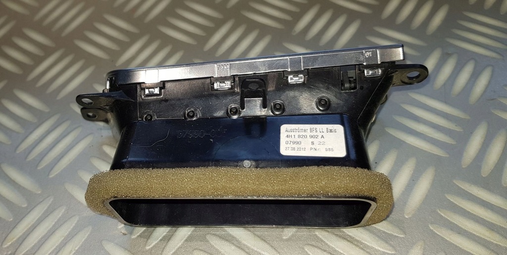 фото №5, Audi a8 d4 4h решётка обдув правая панели воздуховод впуск воздуха 4h1820902a