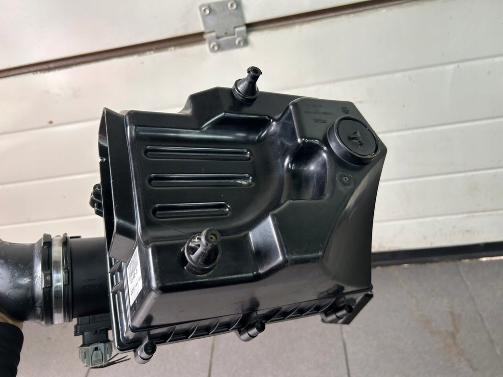 фото №6, Jaguar f-pace 2.0d корпус фильтра воздуха gx73-9600-db