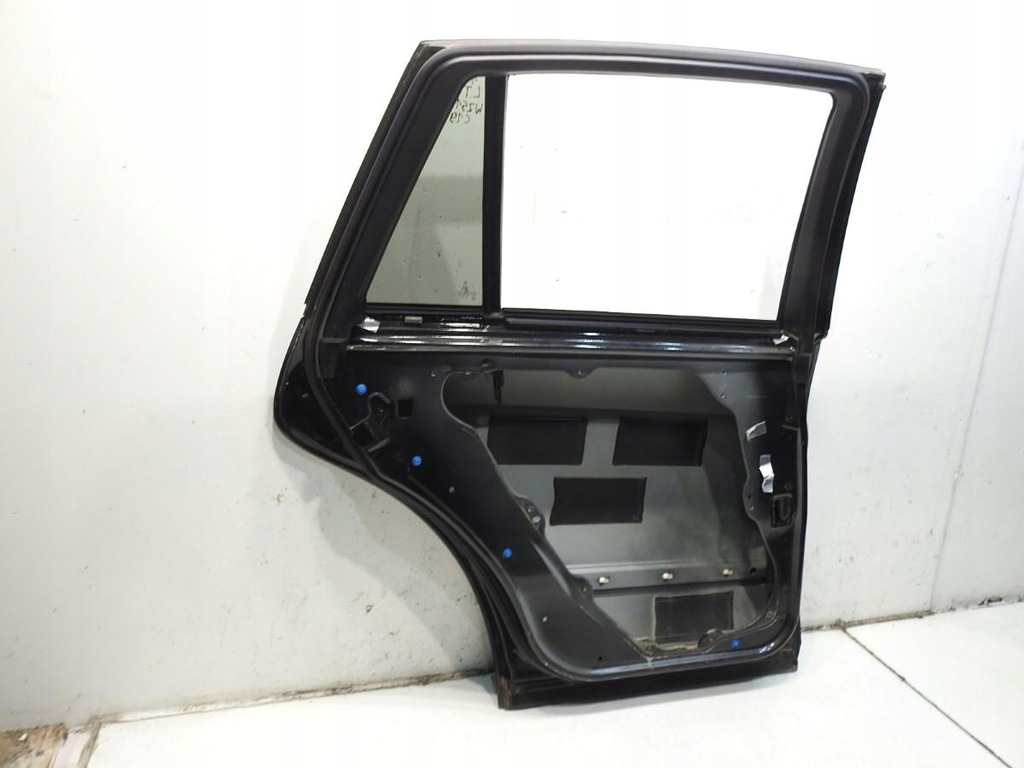 фото №9, Двері лівий задня c197 mercedes r w251