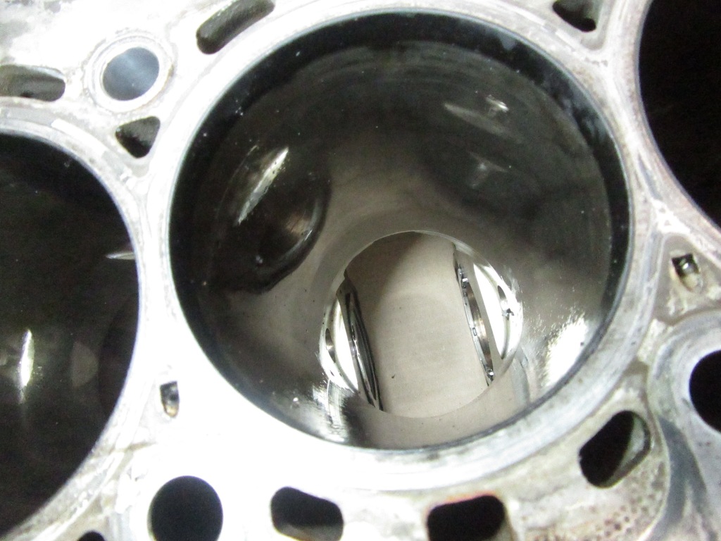 фото №8, Блок двигуна bmw f01 f02 f06 f07 f10 f11 f15 f16 f25 f30 f31 f36 n57 n57d30