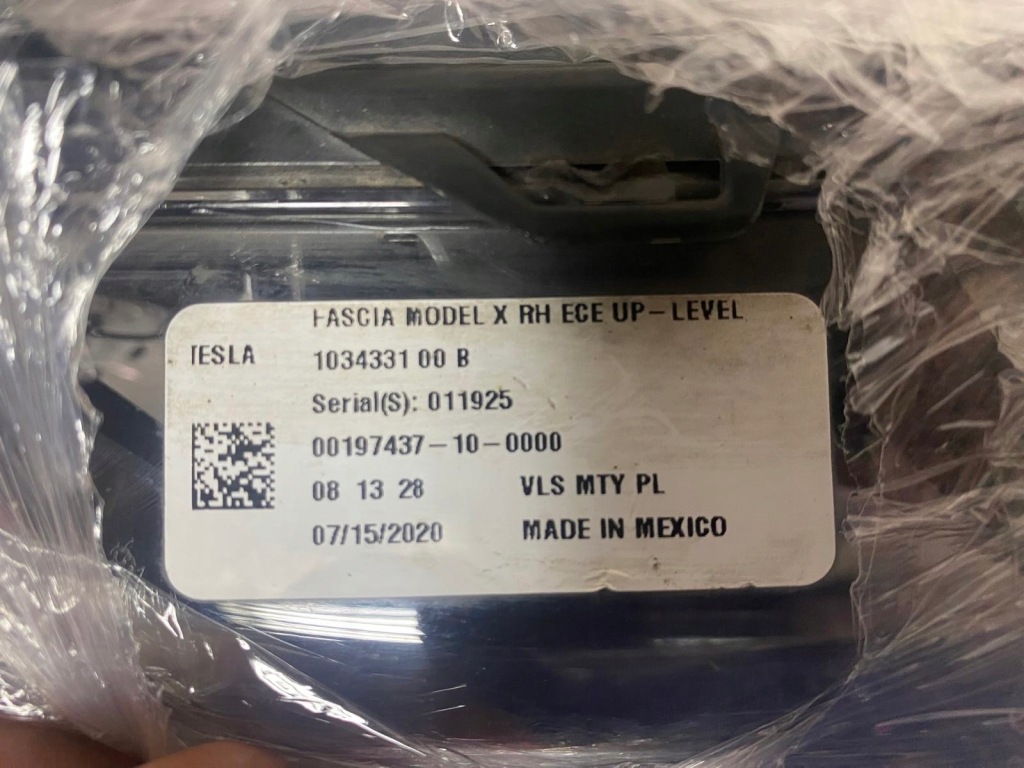 Лампа led drl правая tesla model x 103433100b Оригинал