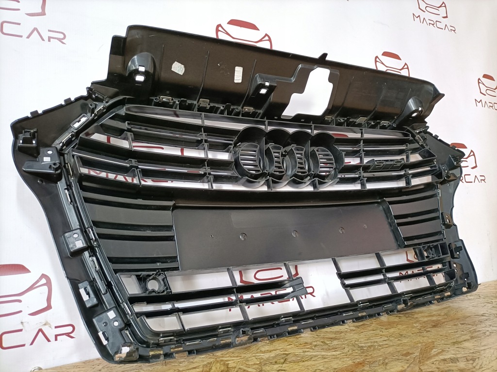 Audi a3 рестайлінг  16- решітка радіатора решітка решітка  радіатора бампер перед 8v3853651ab Київ