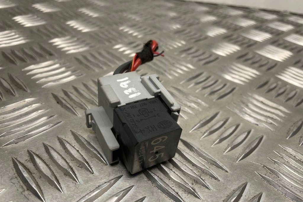 фото №7, Реле audi a6 allroad 4gh, 4gj 4h0951253a дизель 230kw 2015