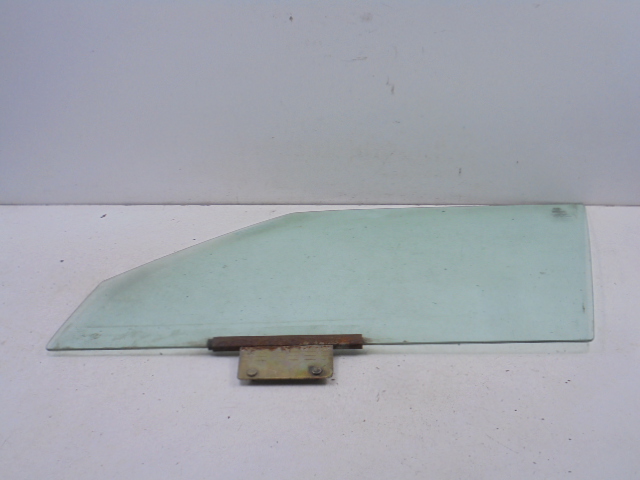 Alfa romeo 75 89r стекло дверь перед передняя левая в Украине